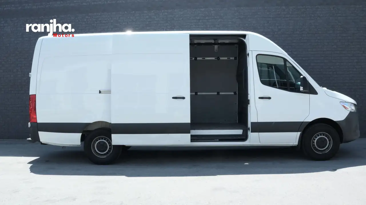 Mercedes-Benz Sprinter - Image 7