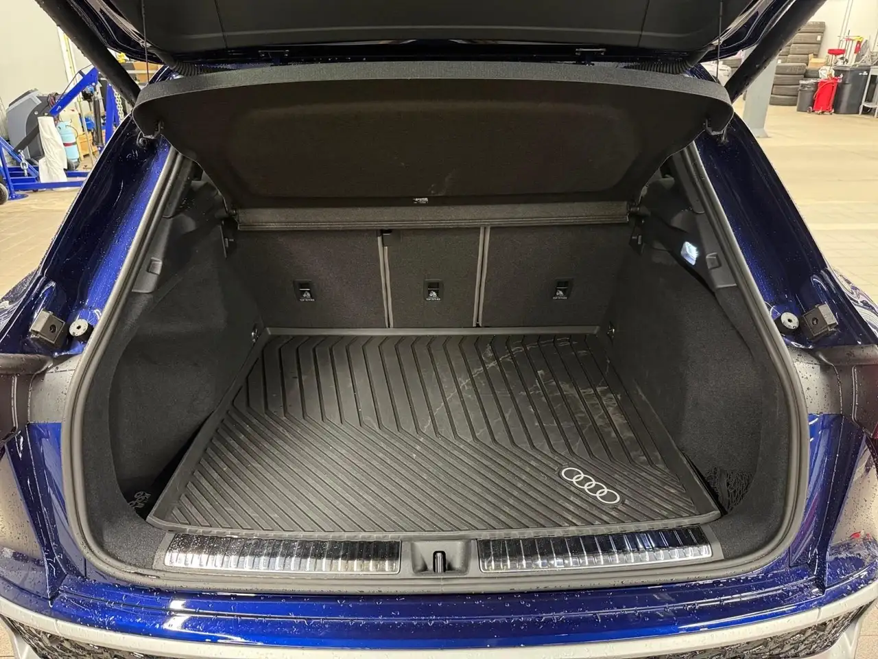 Audi Q3 - Image 22