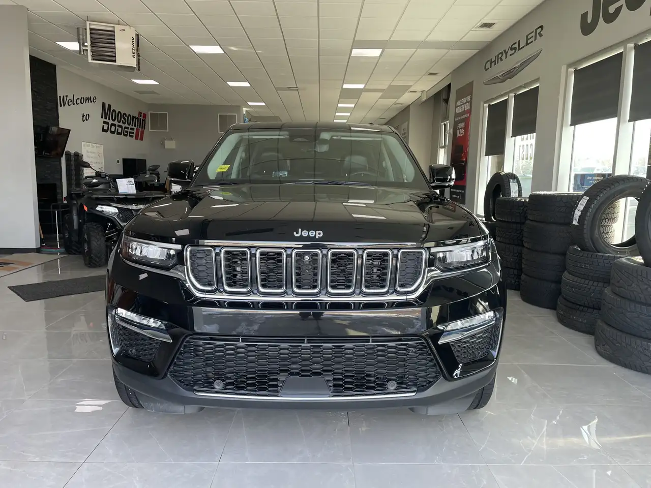 Jeep Grand Cherokee - Image 3