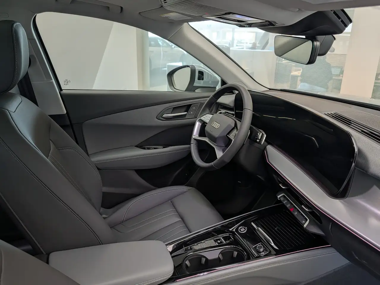Audi Q3 - Image 11
