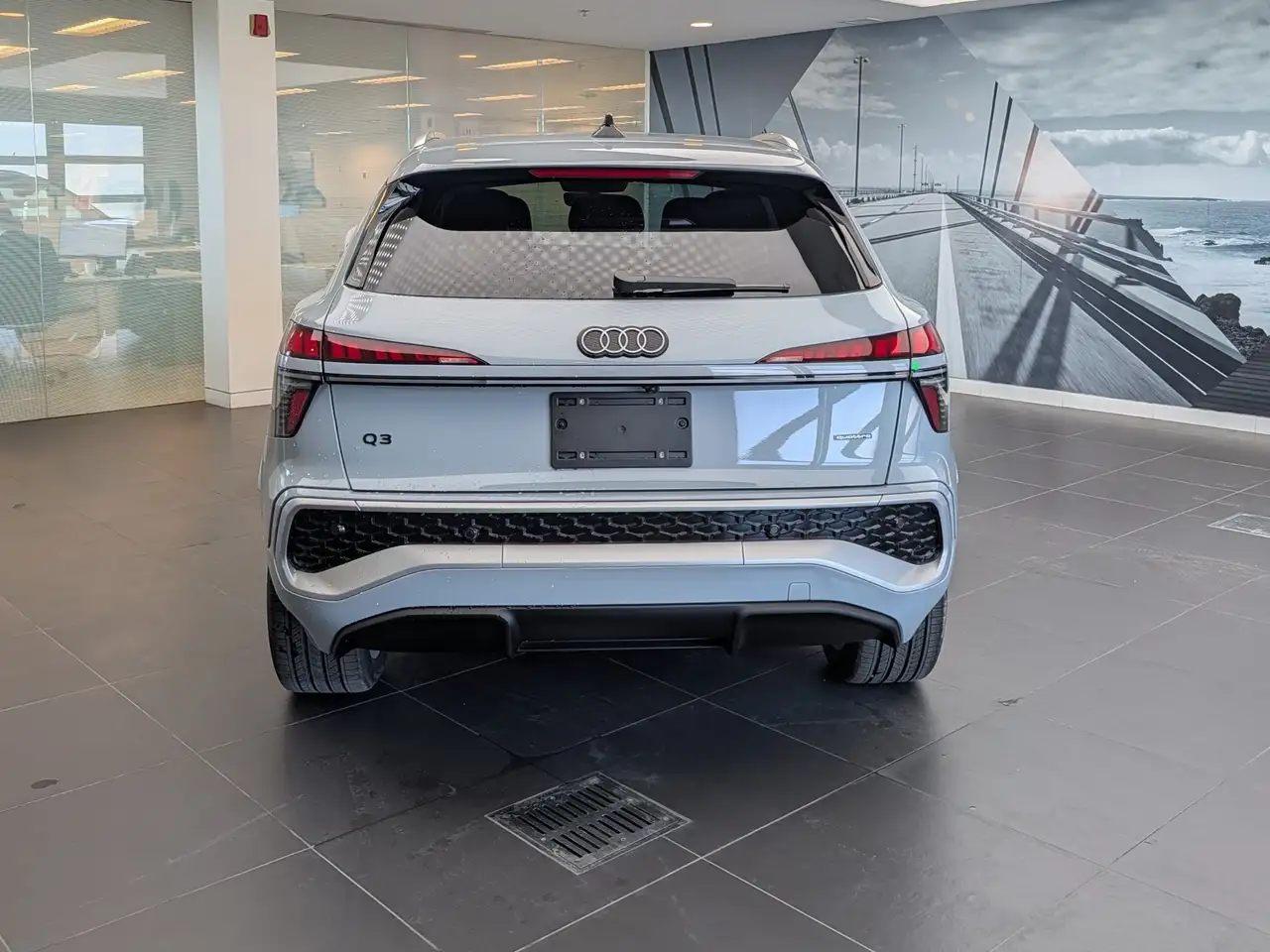 Audi Q3 - Image 3