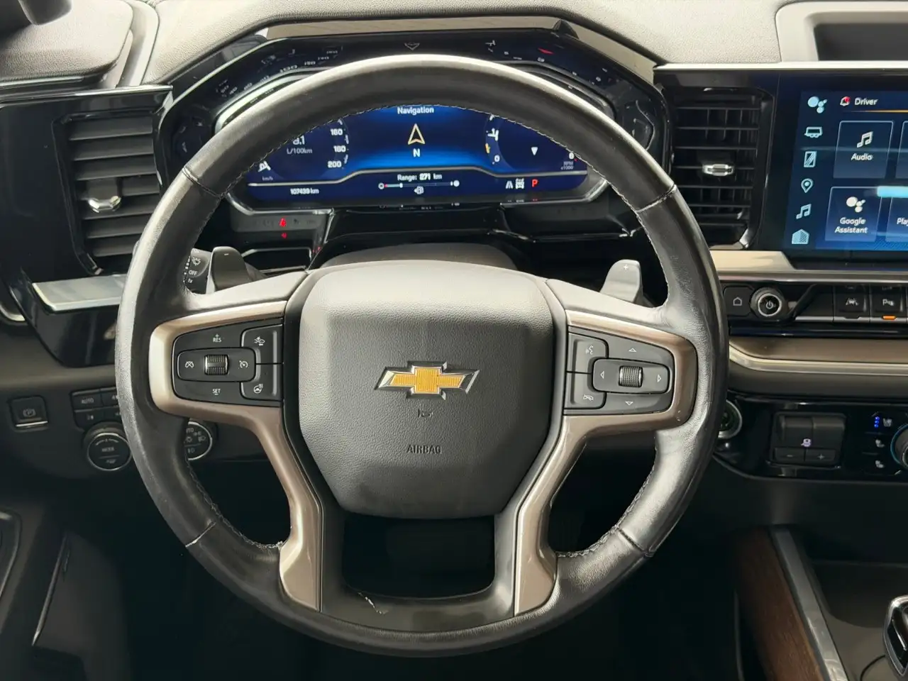 Chevrolet Silverado 1500 - Image 21
