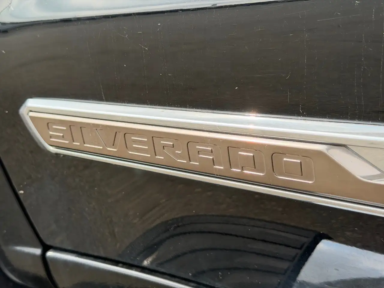 Chevrolet Silverado 1500 - Image 14