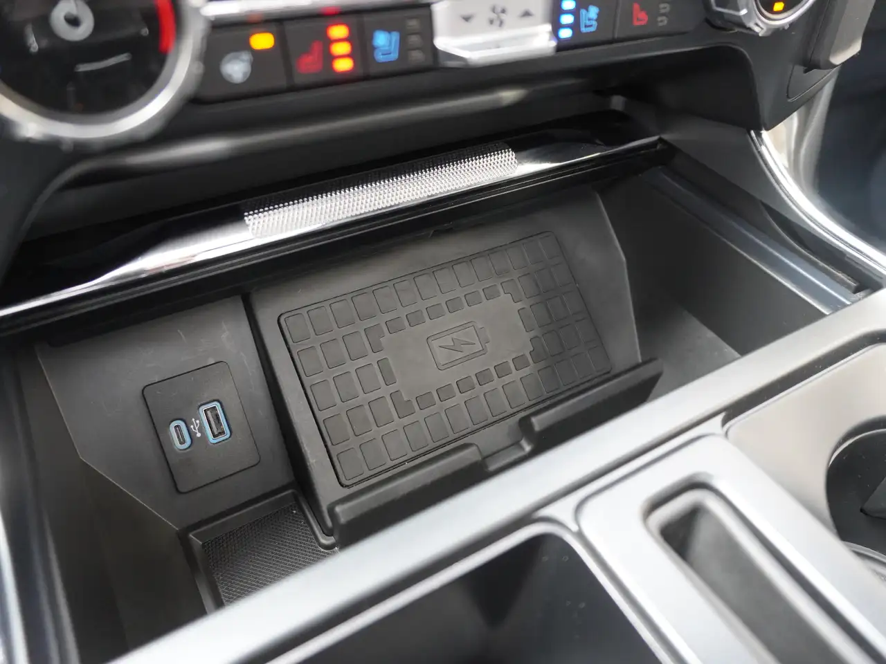 Ford F-150 - Image 37