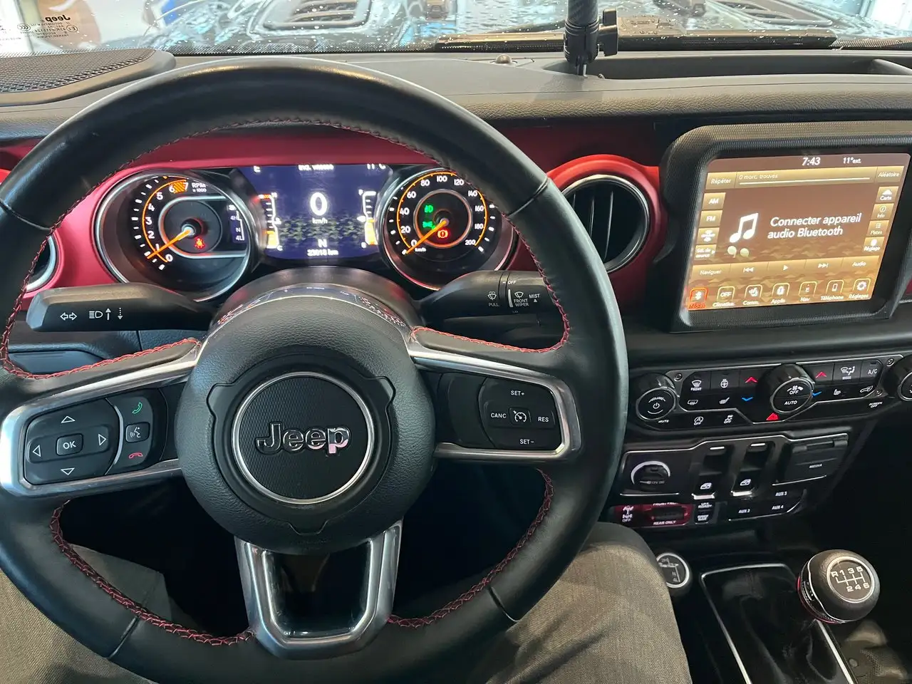 Jeep Wrangler - Image 14