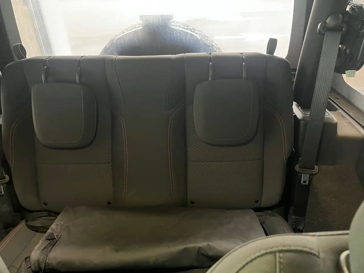 Jeep Wrangler - Image 10