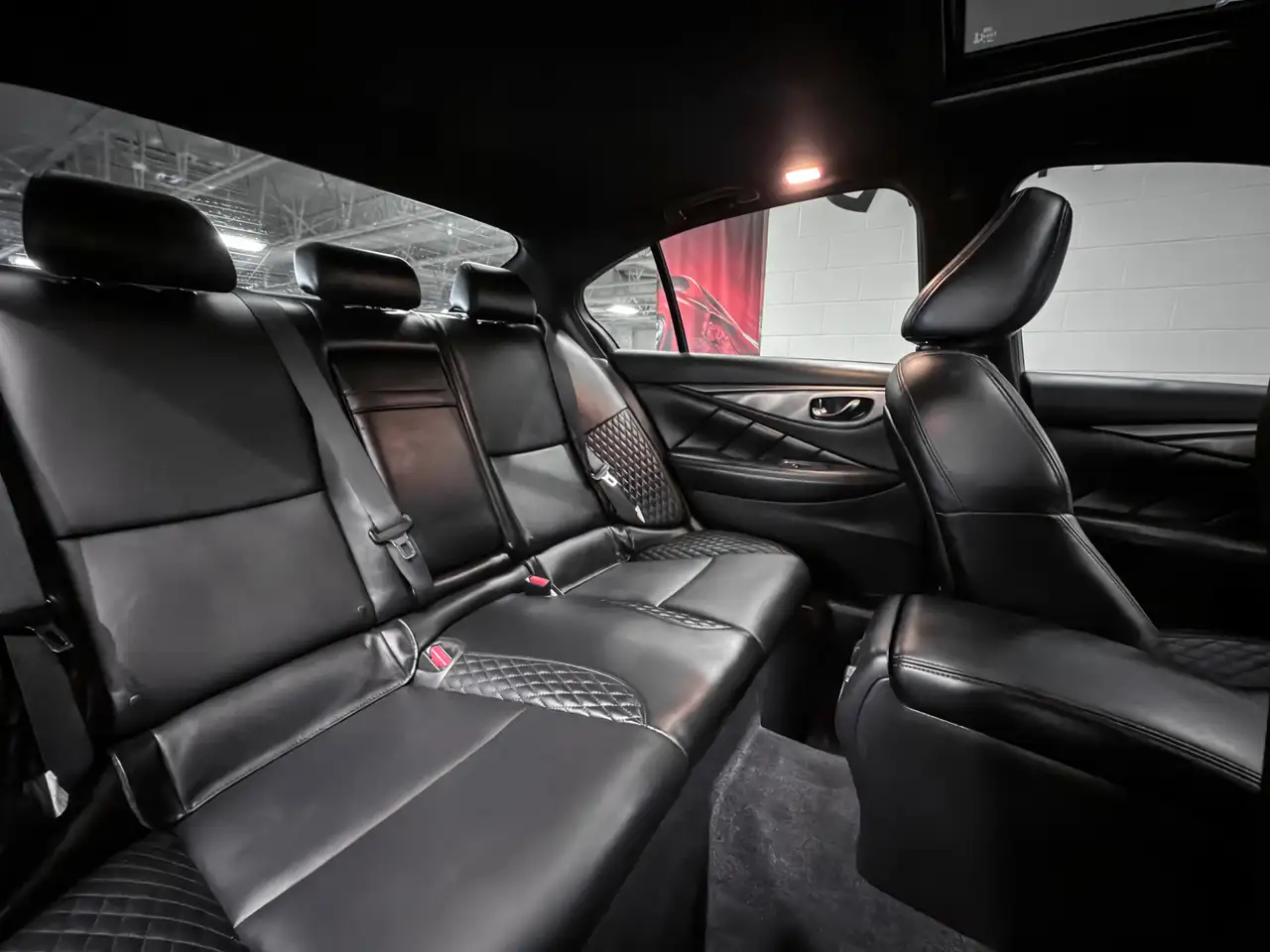 Infiniti Q50 - Image 25