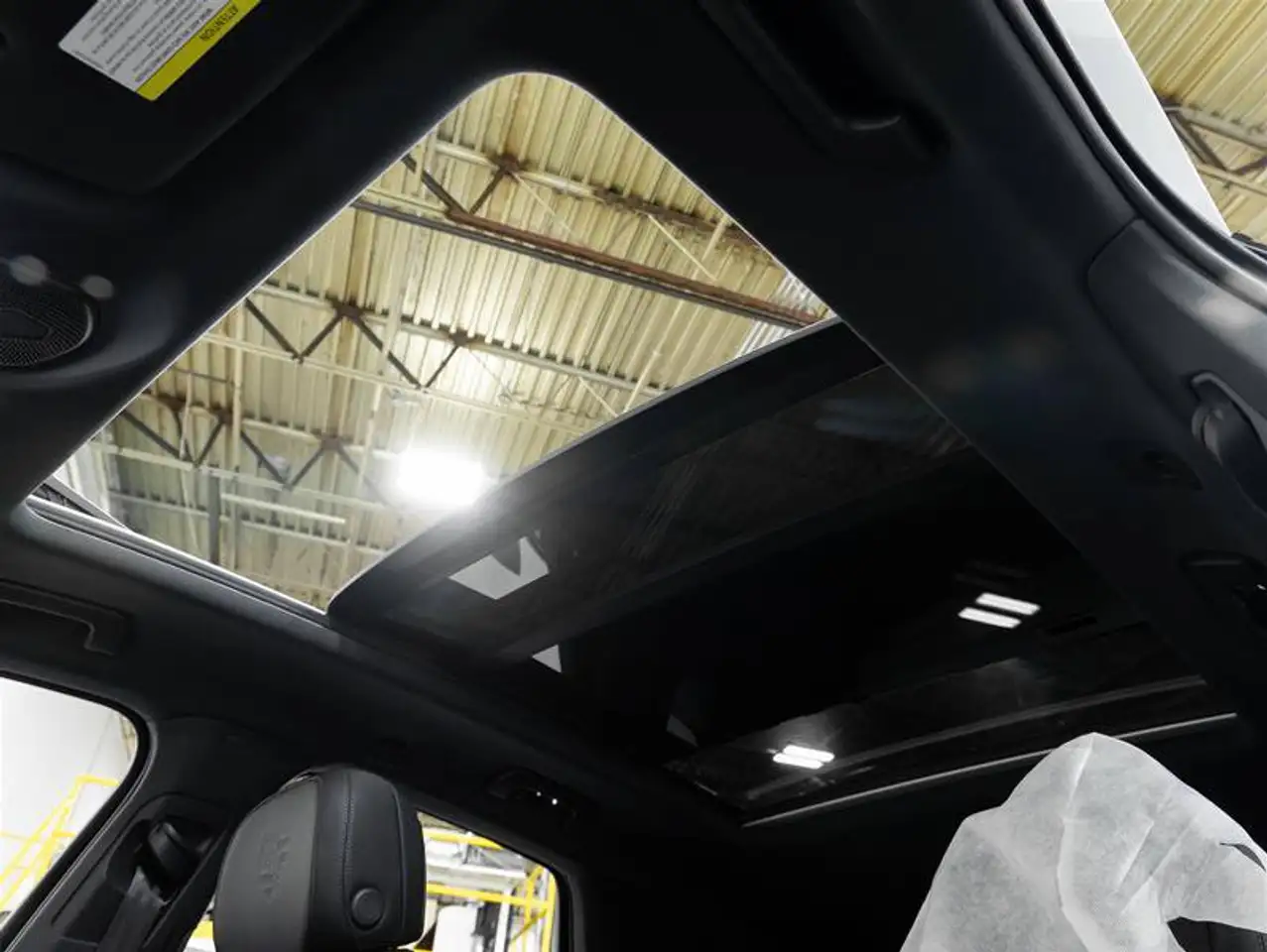 Porsche Cayenne - Image 25