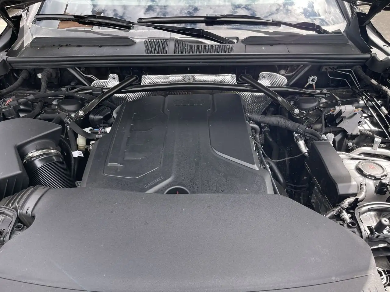 Audi Q5 - Image 34
