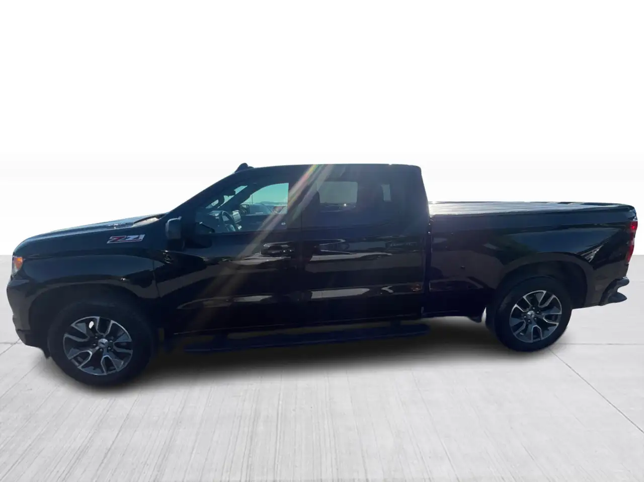 Chevrolet Silverado 1500 - Image 10