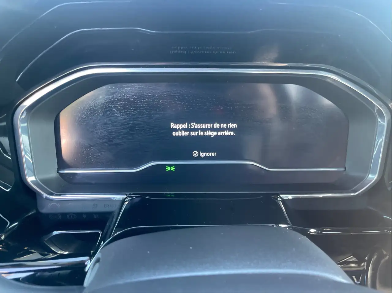 Chevrolet Silverado 1500 - Image 27