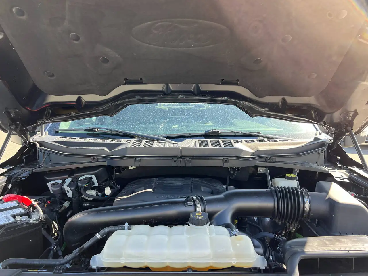 Ford F-150 - Image 29