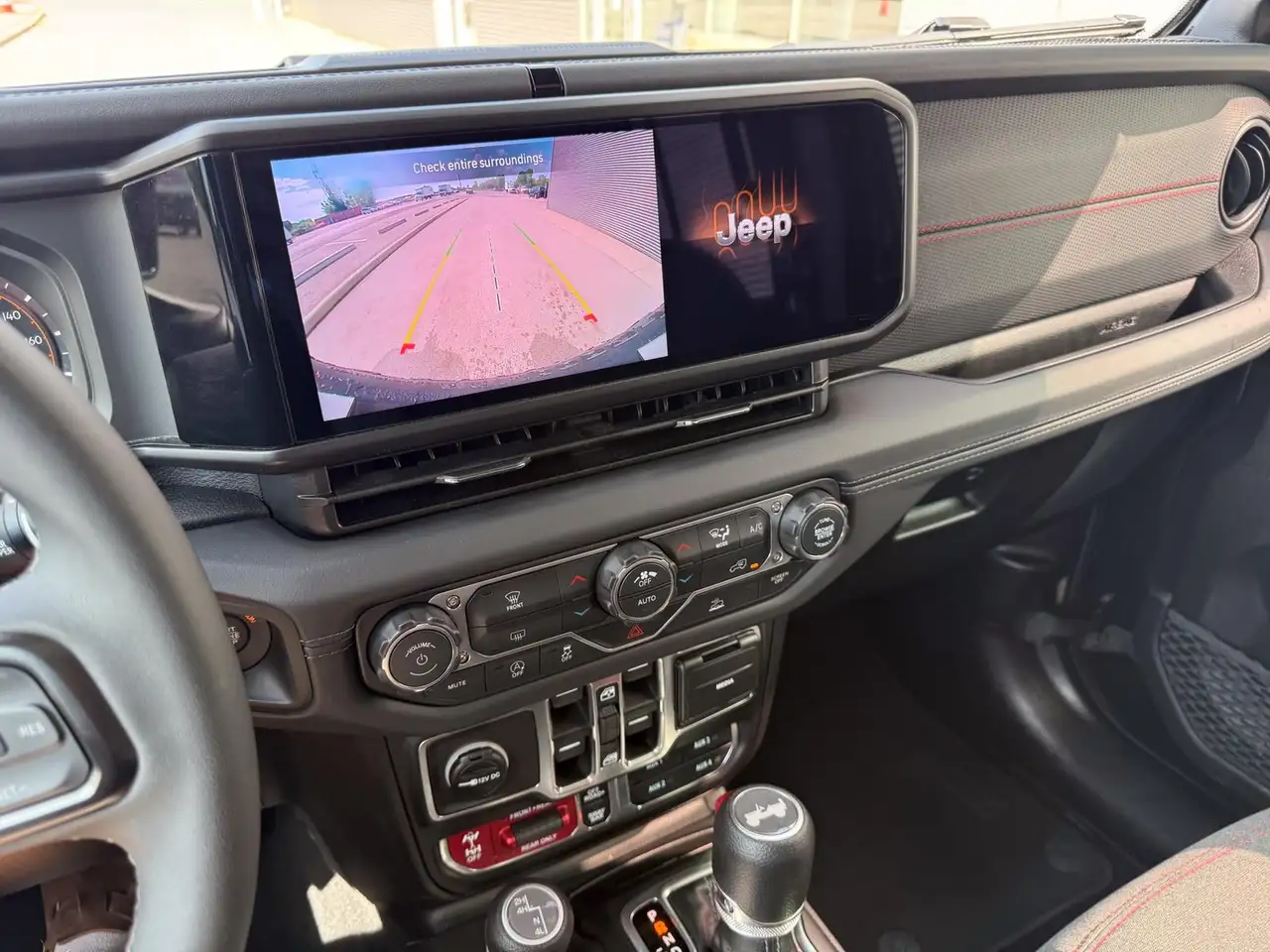 Jeep Wrangler - Image 17