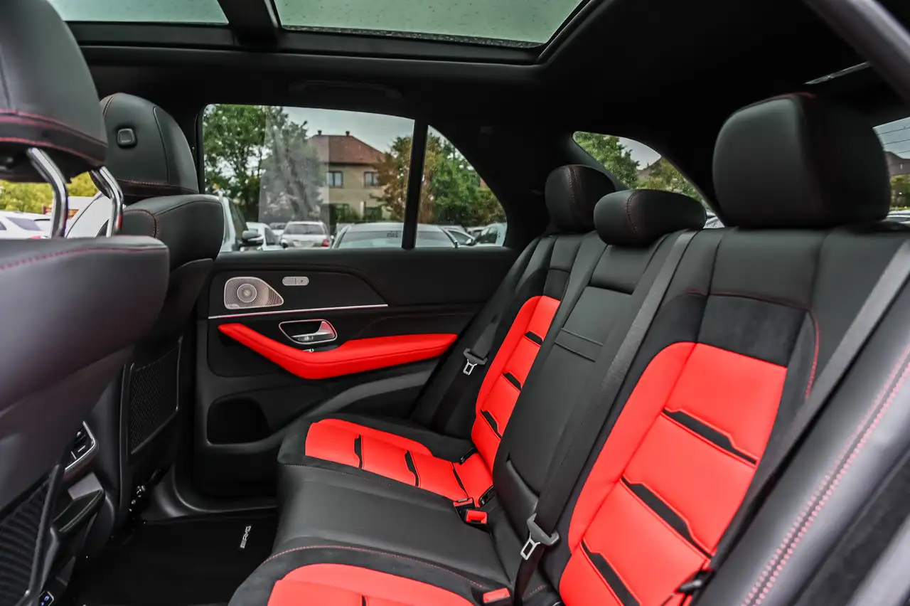 Mercedes-Benz GLE - Image 30