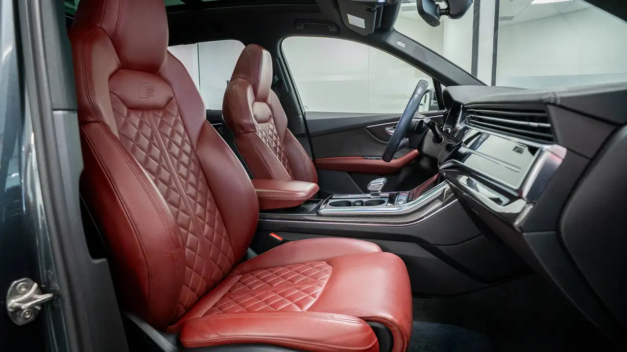 Audi SQ7 - Image 26