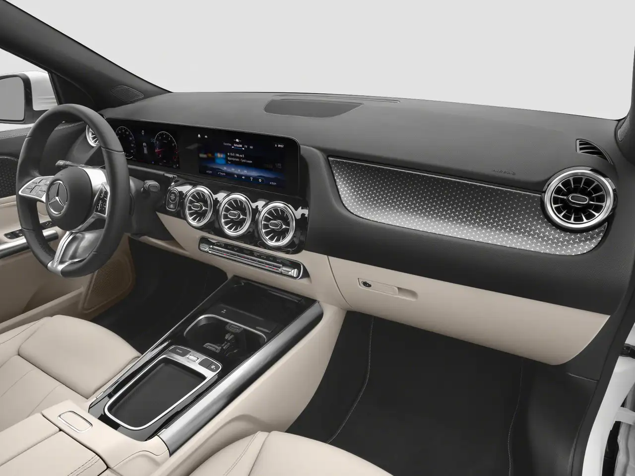 Mercedes-Benz GLA - Image 11