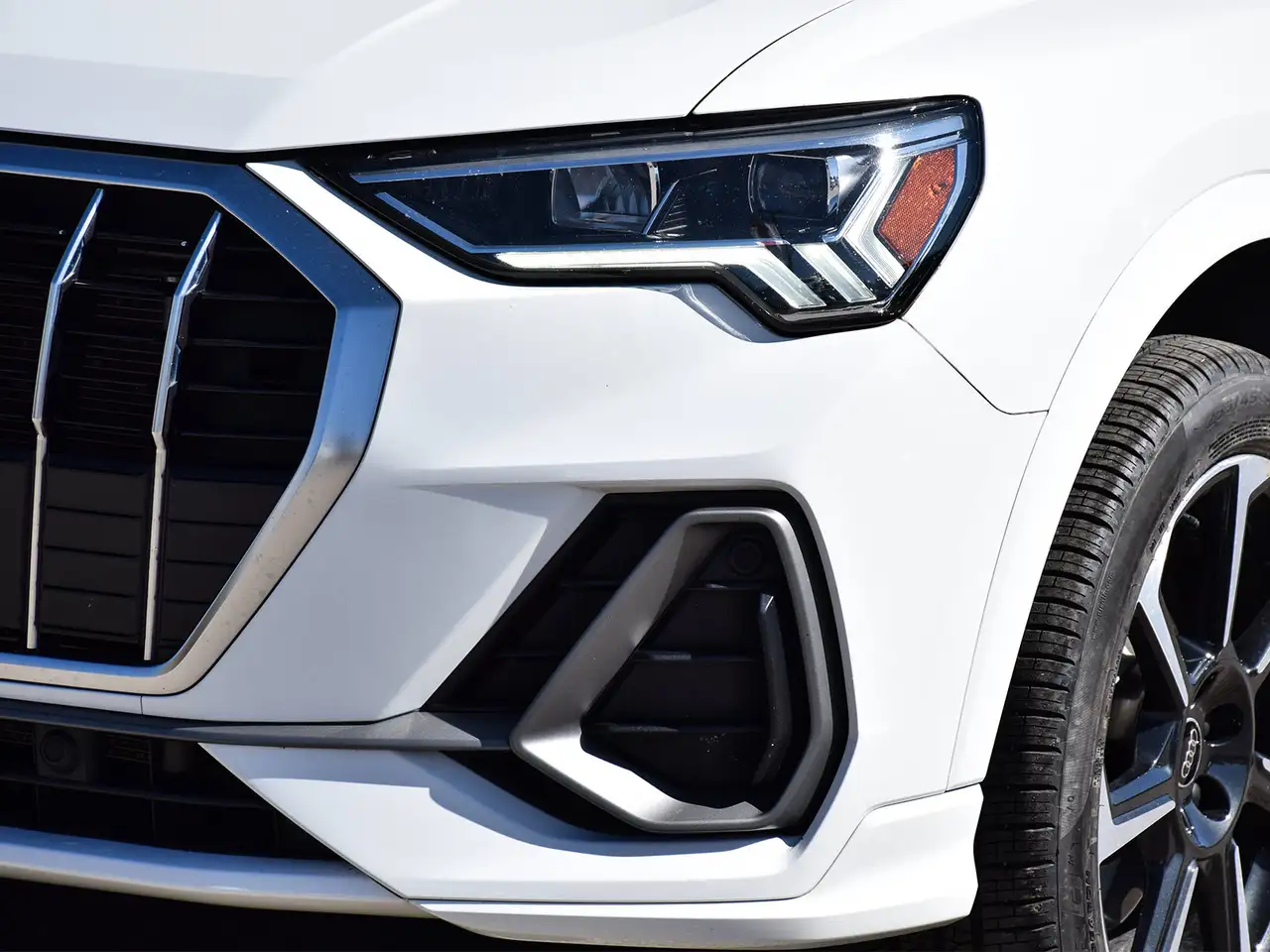 Audi Q3 - Image 7