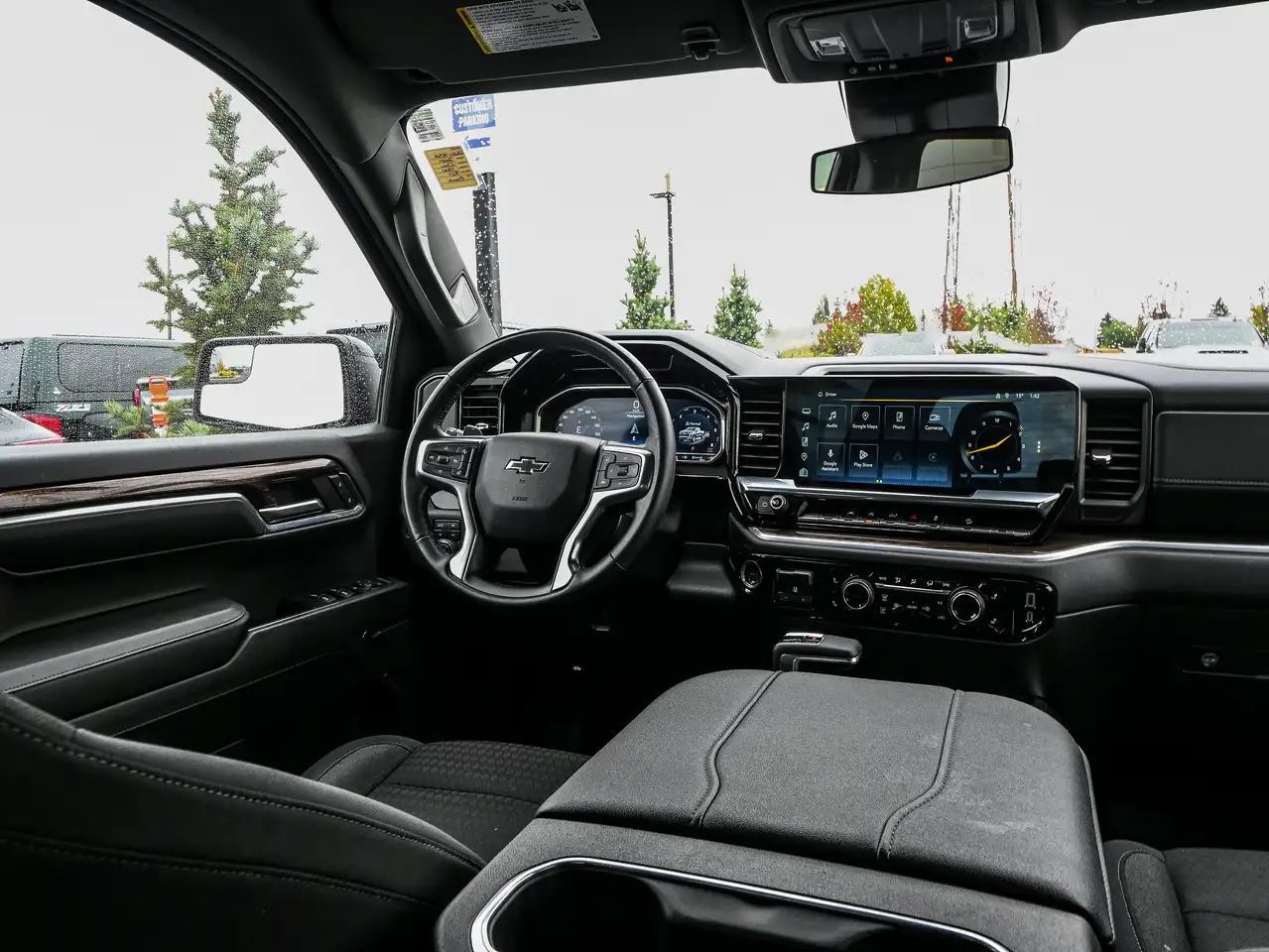 Chevrolet Silverado 1500 - Image 29