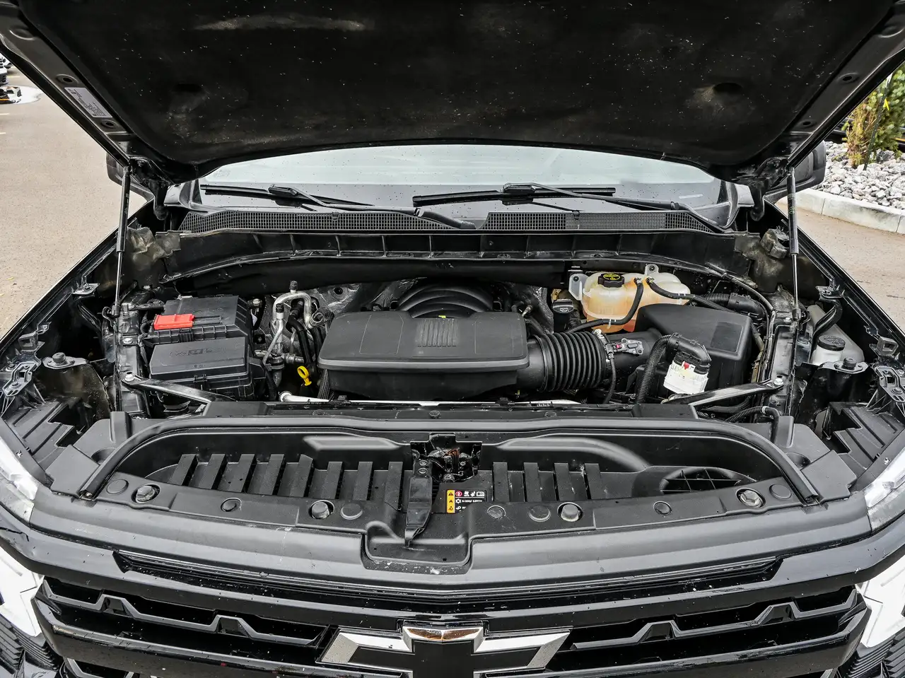 Chevrolet Silverado 1500 - Image 9