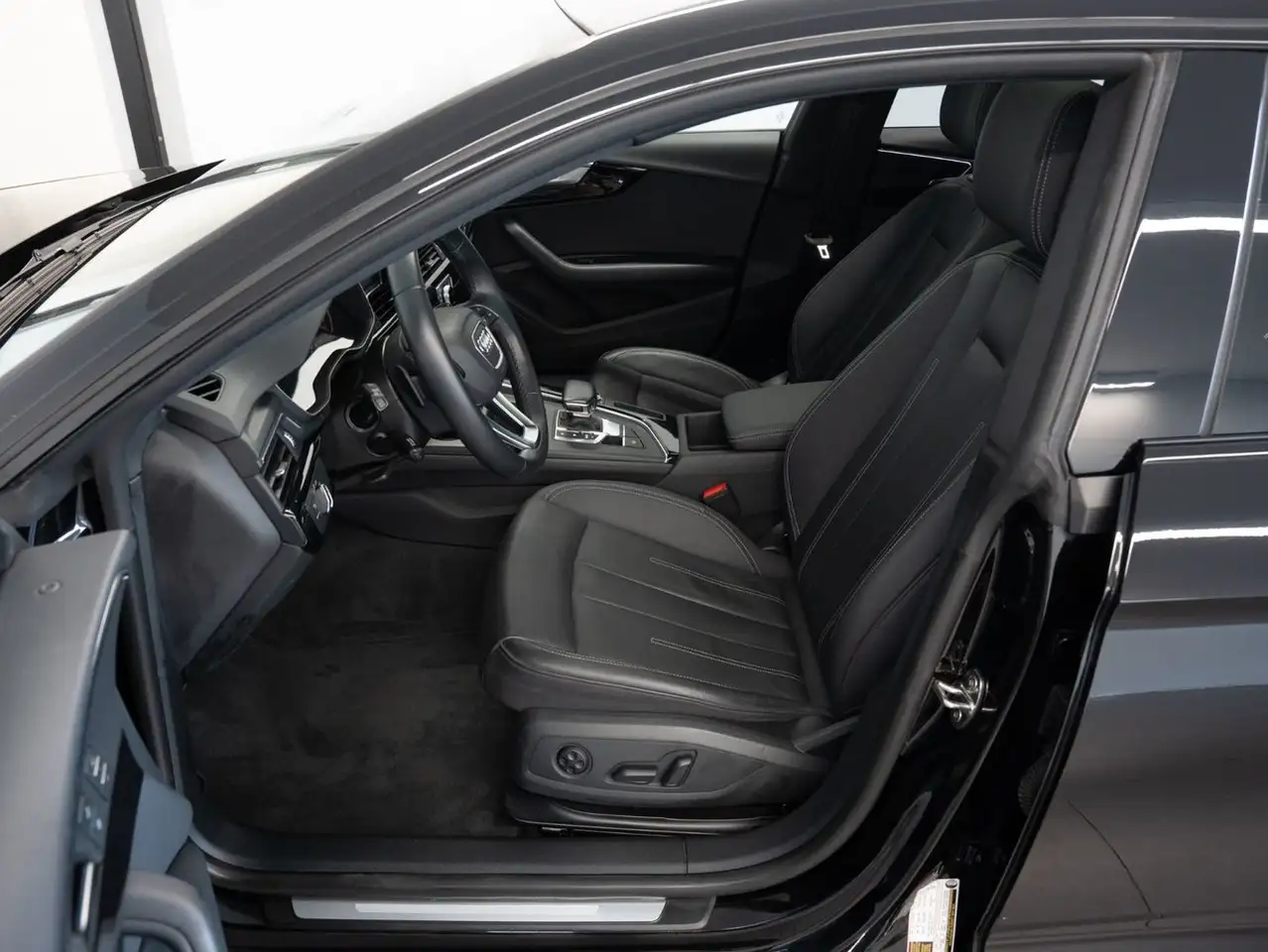 Audi A5 - Image 14