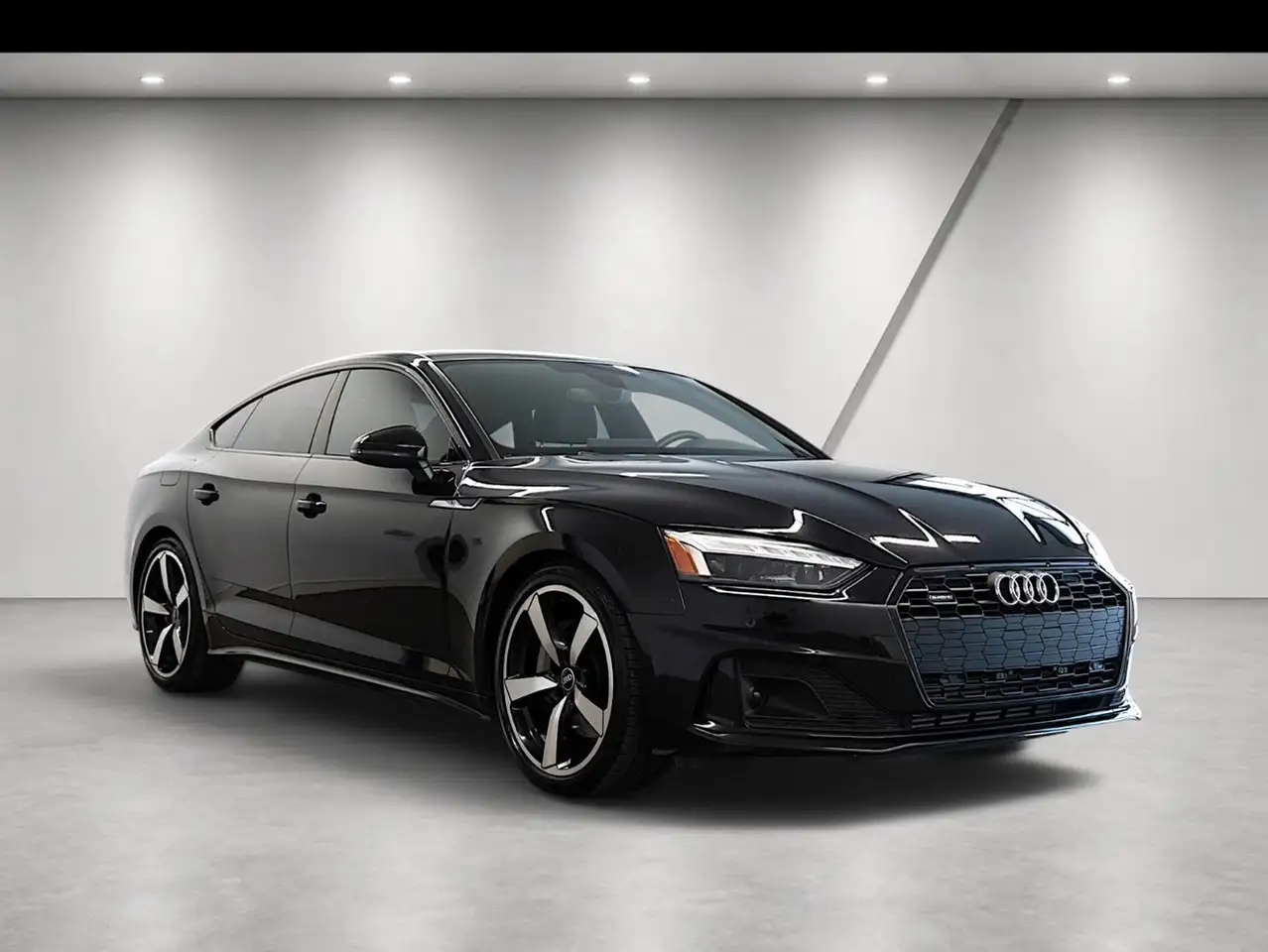 Audi A5 - Image 1