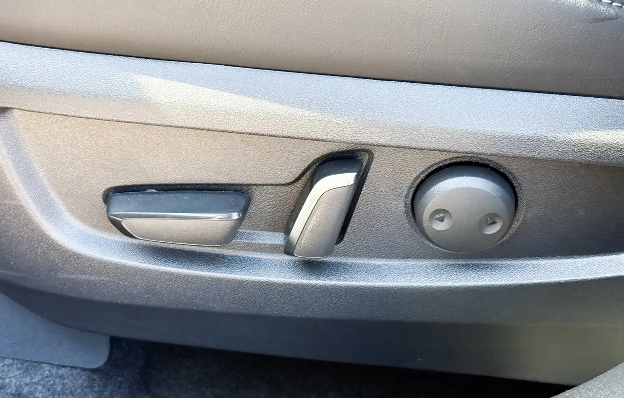 Infiniti QX50 - Image 22