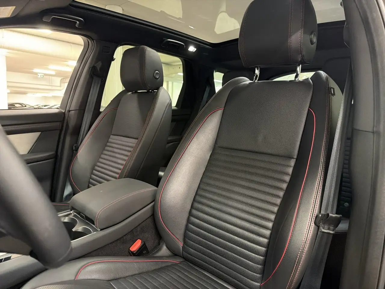 Land Rover Discovery Sport - Image 19