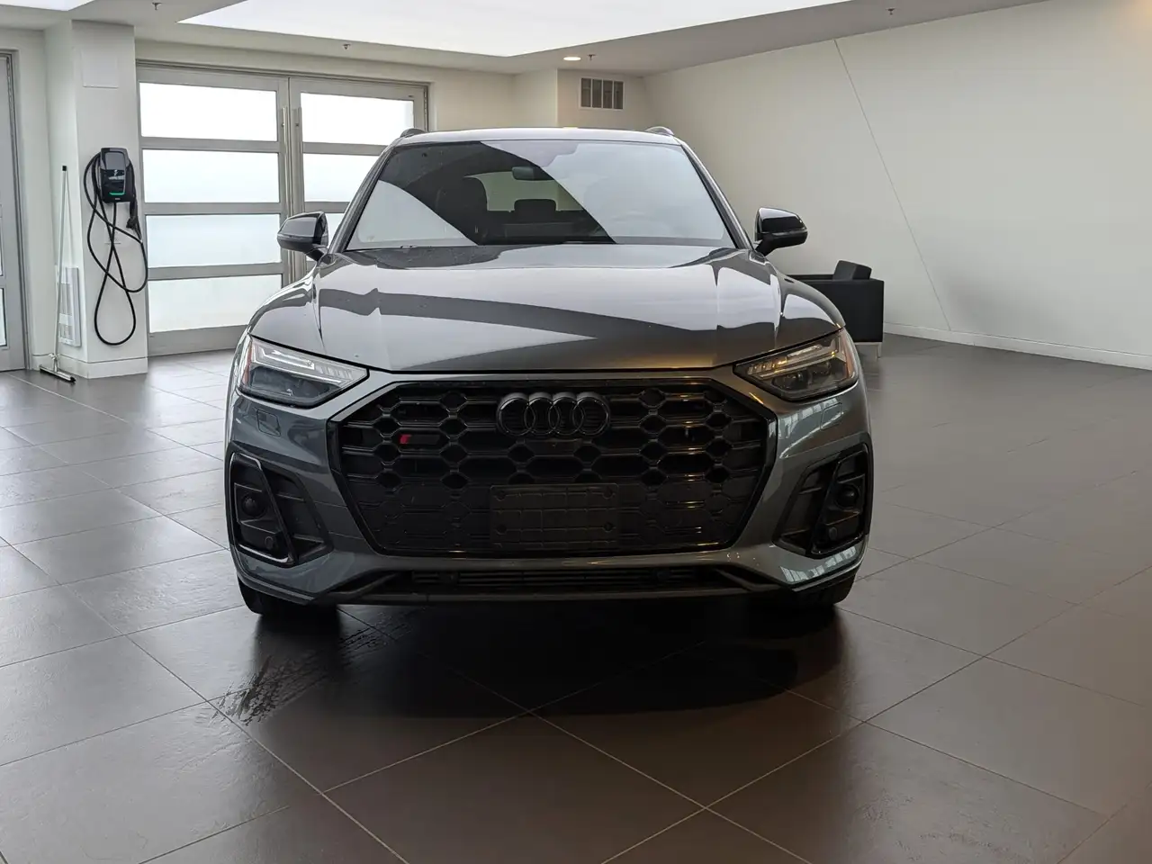 Audi SQ5 - Image 6