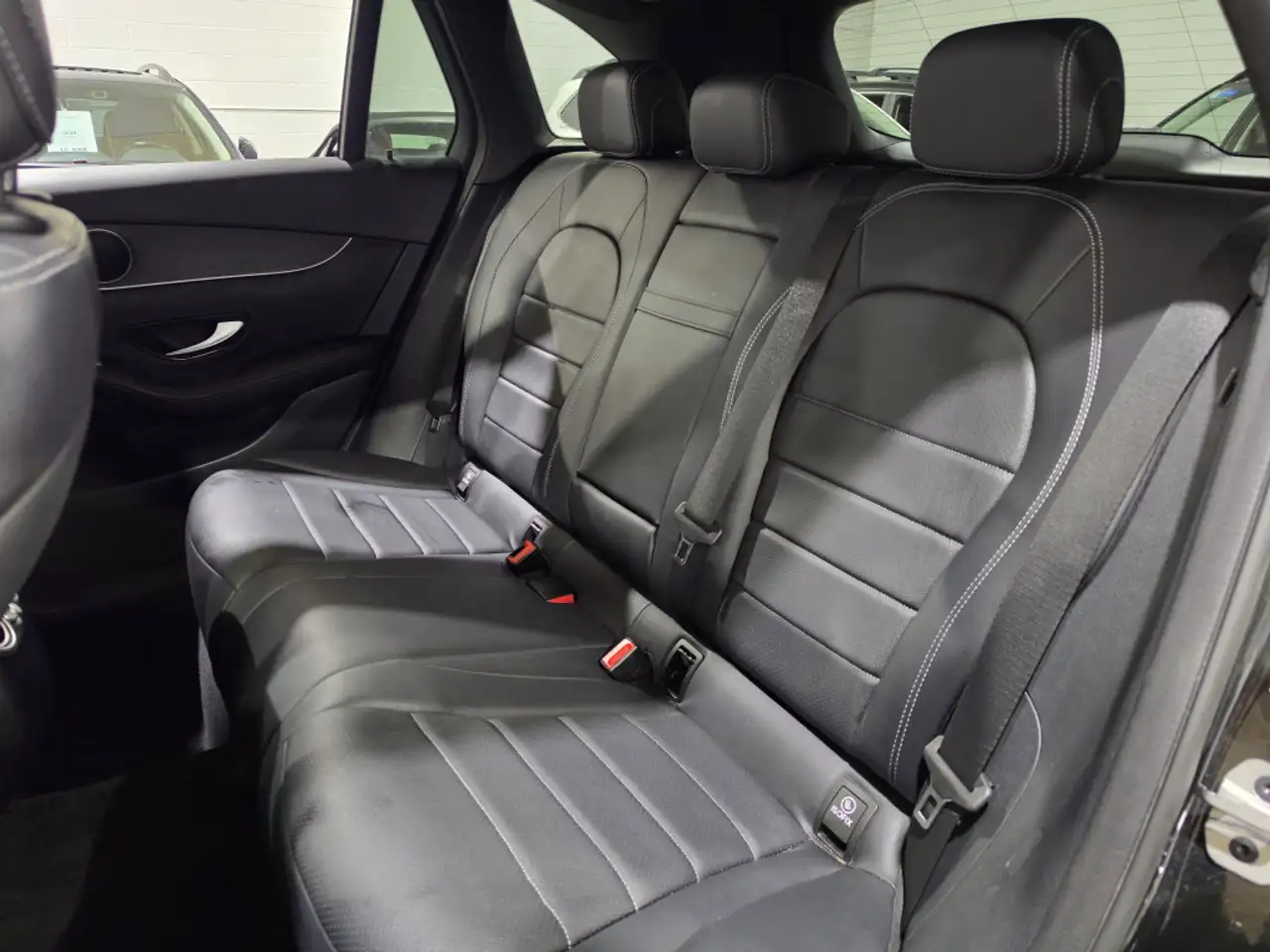 Mercedes-Benz GLC - Image 25