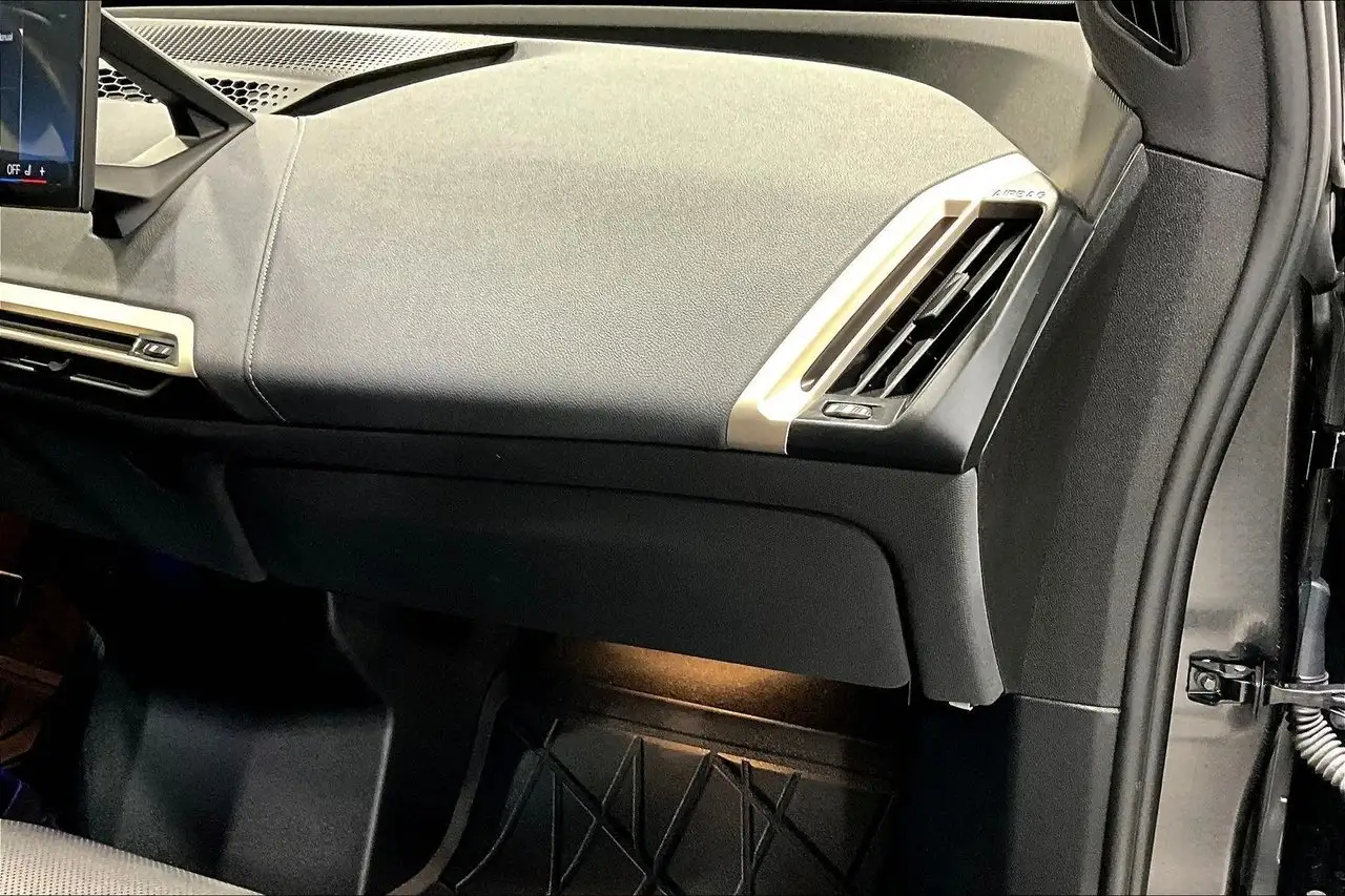BMW iX - Image 26