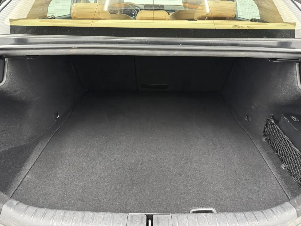Genesis G70 - Image 22