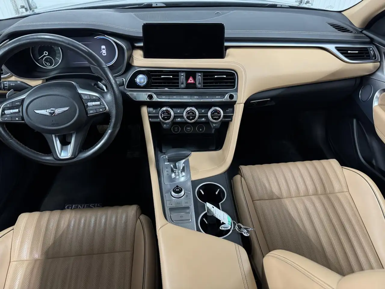 Genesis G70 - Image 18
