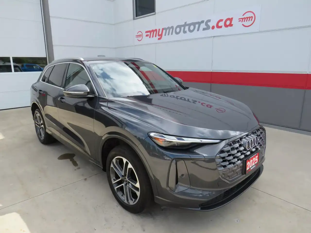 Audi Q5 - Image 1