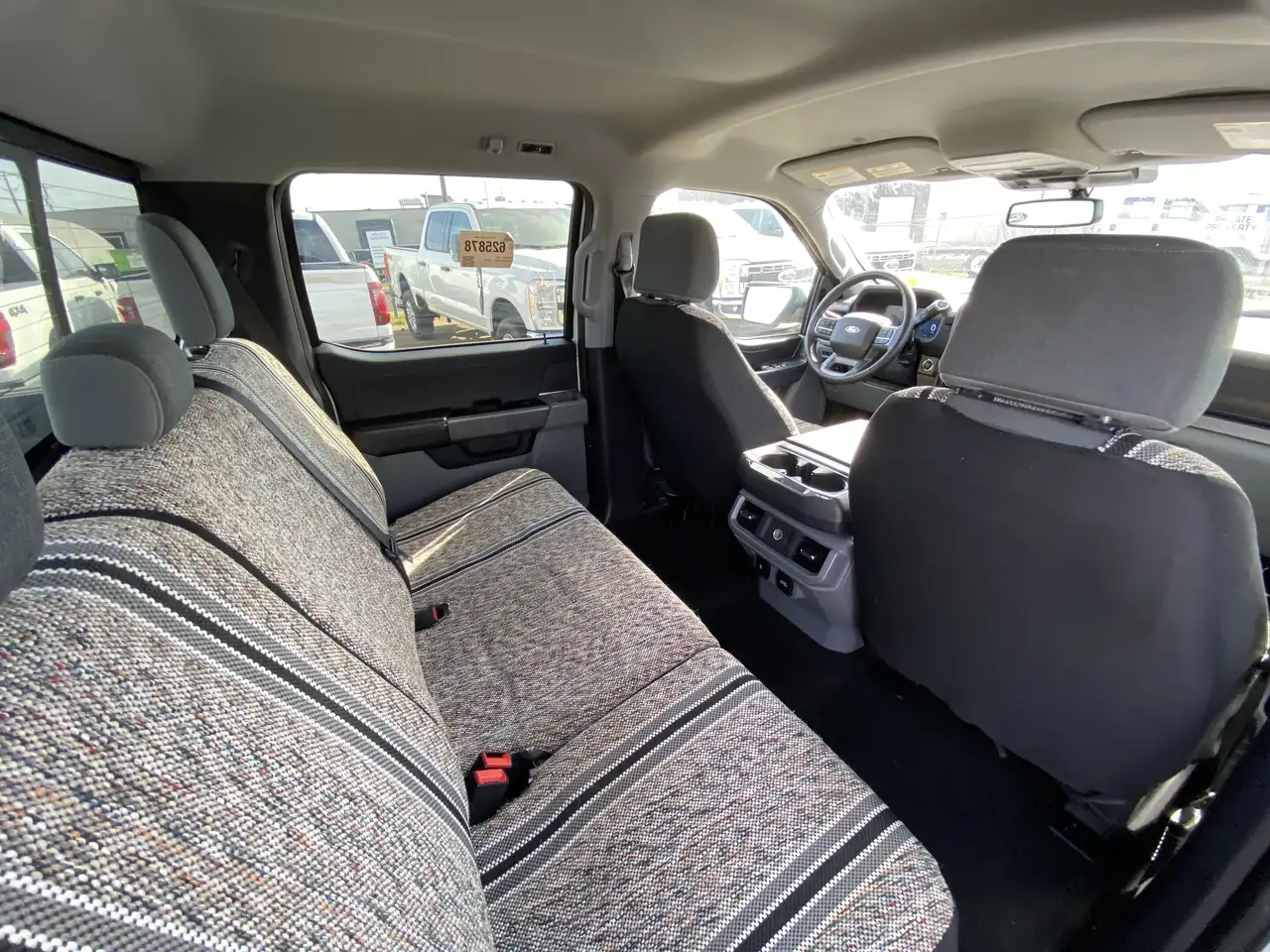 Ford F-150 - Image 27