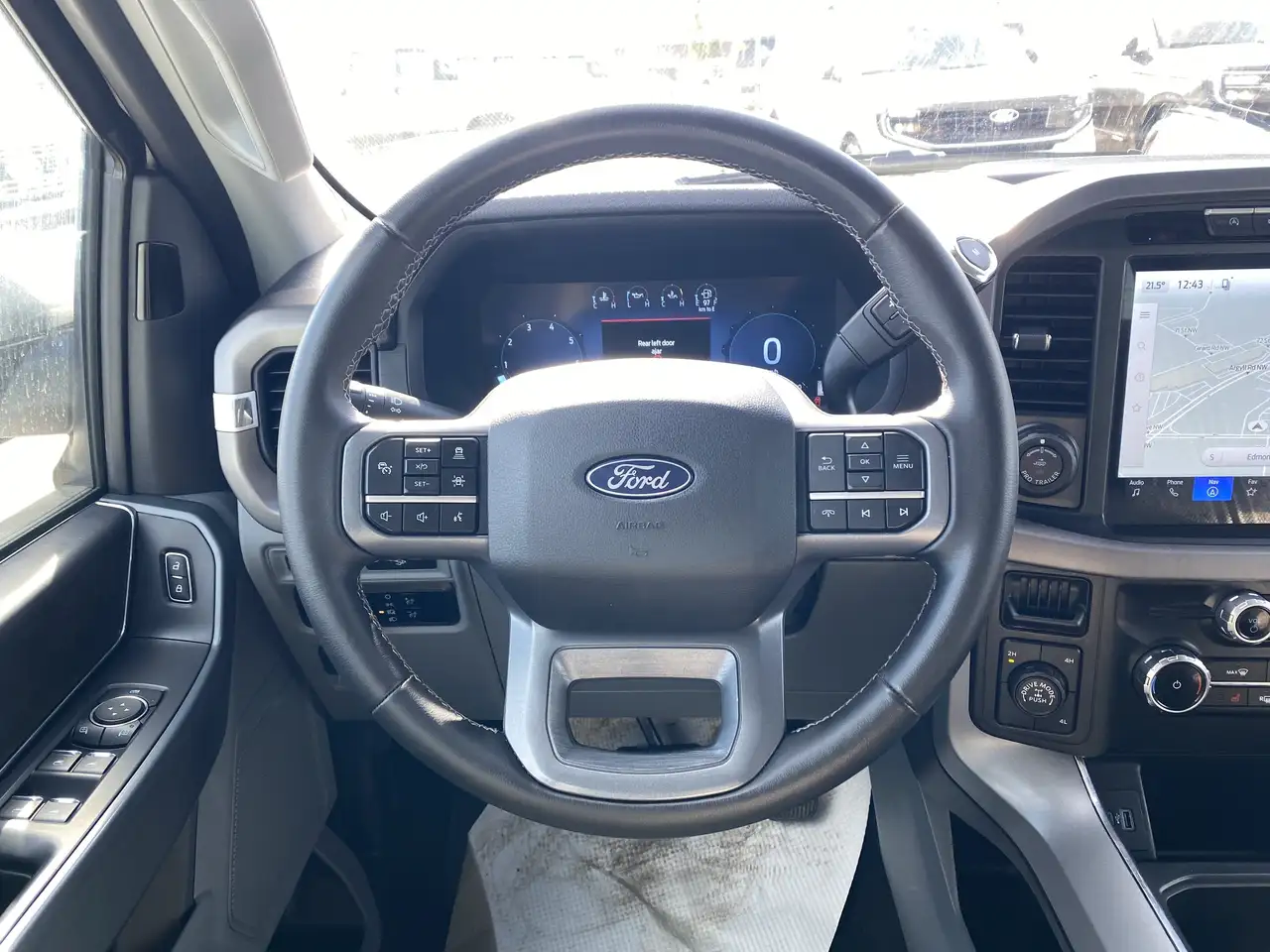 Ford F-150 - Image 20