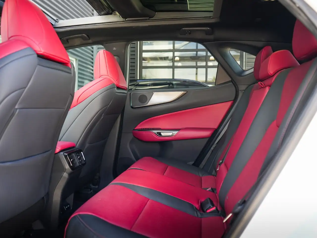 Lexus NX - Image 19