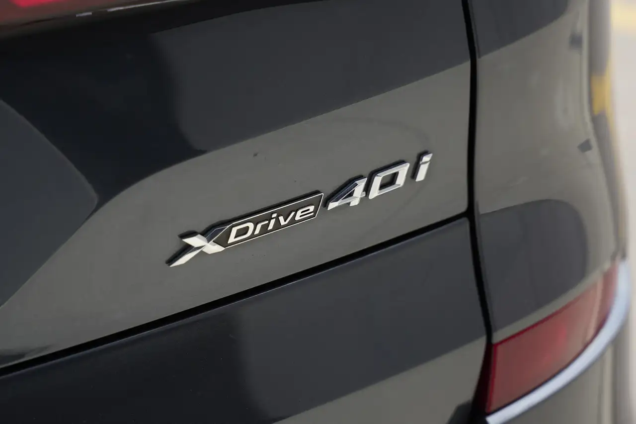 BMW X5 - Image 12