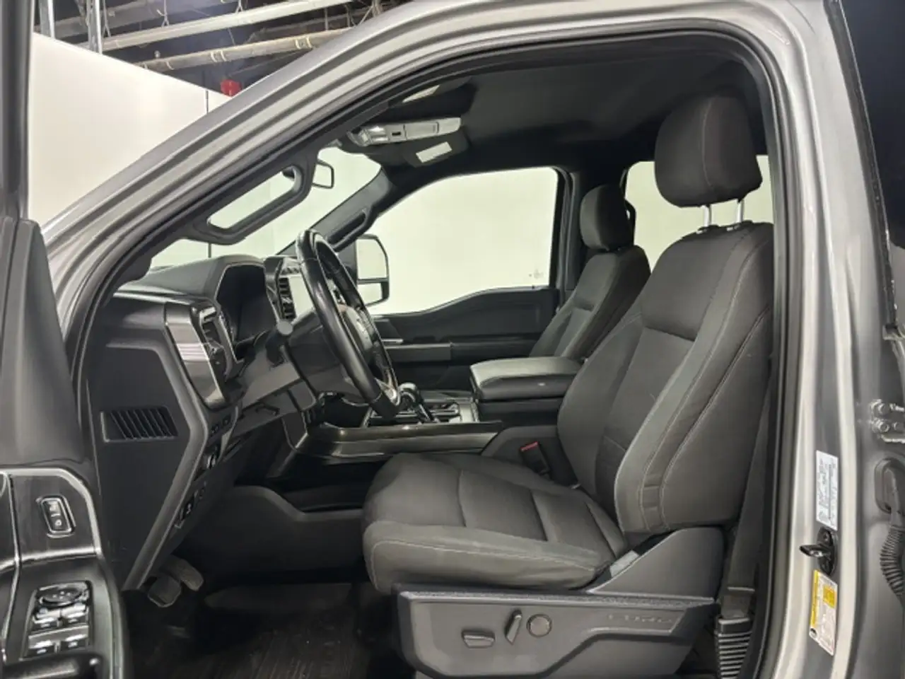 Ford F-150 - Image 16