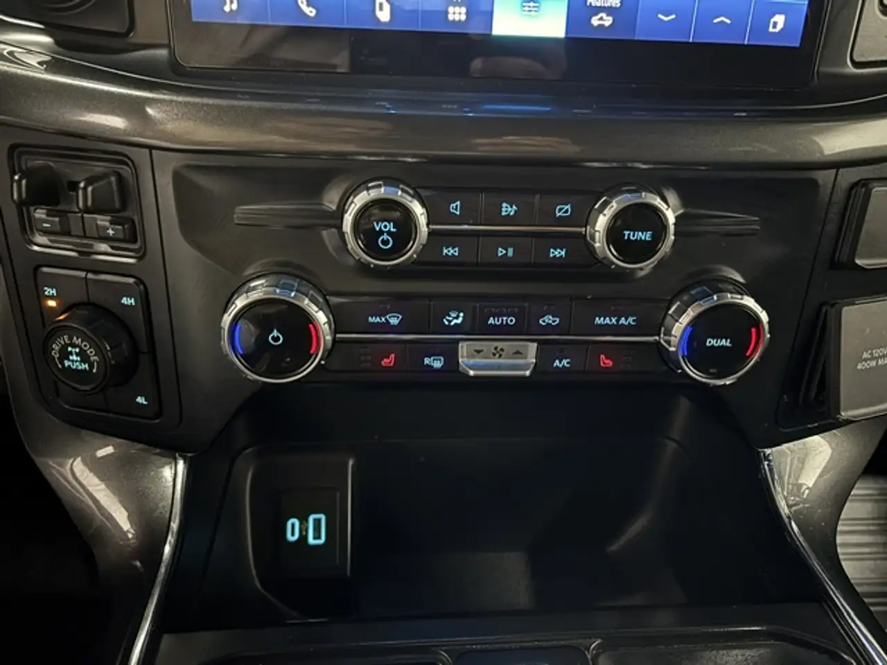 Ford F-150 - Image 25