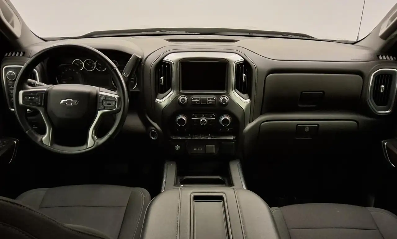 Chevrolet Silverado 1500 - Image 15