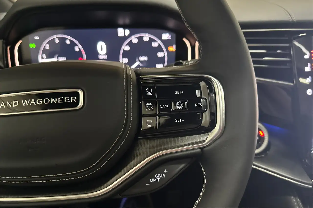 Jeep Grand Wagoneer - Image 25