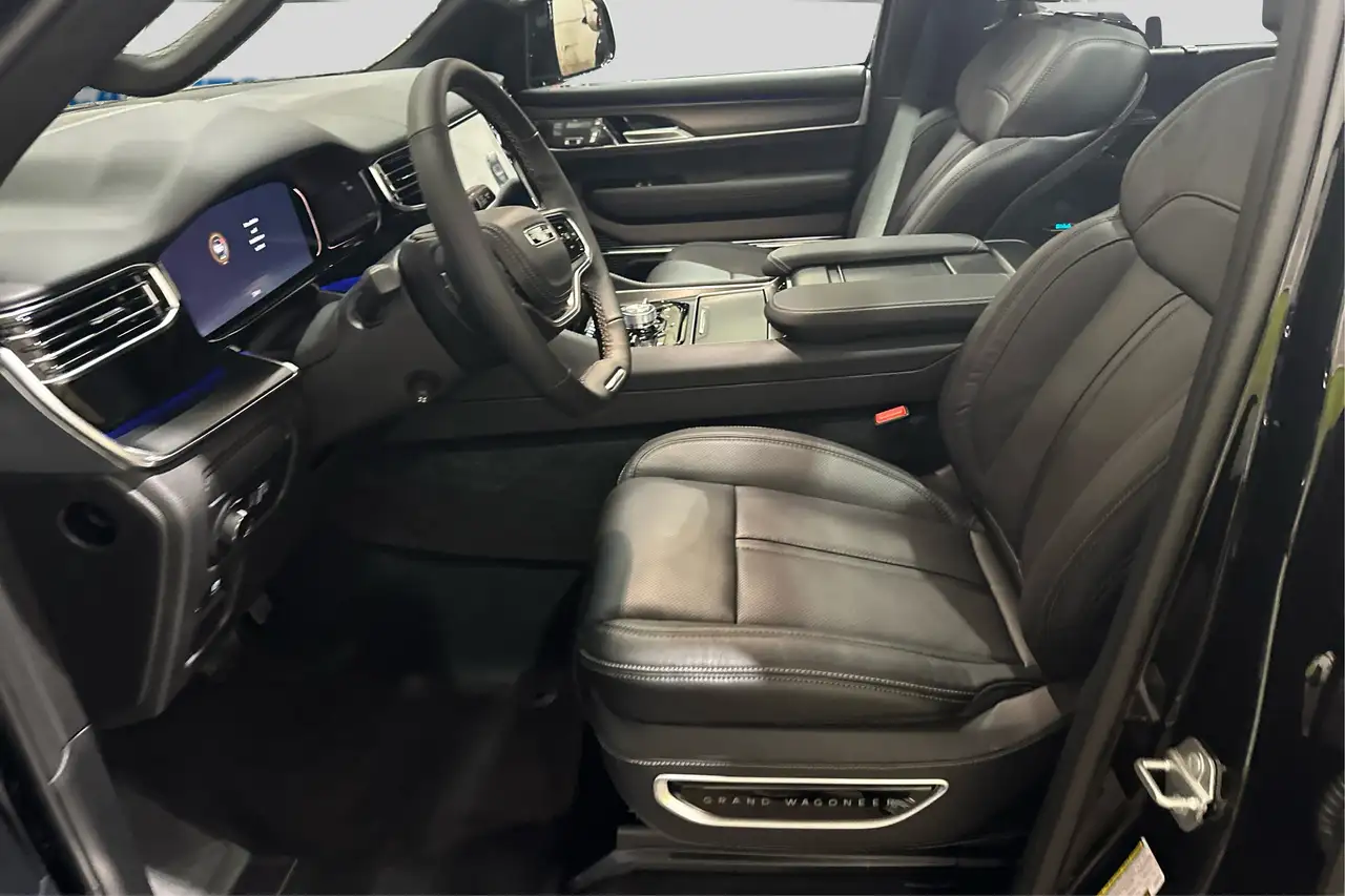 Jeep Grand Wagoneer - Image 11