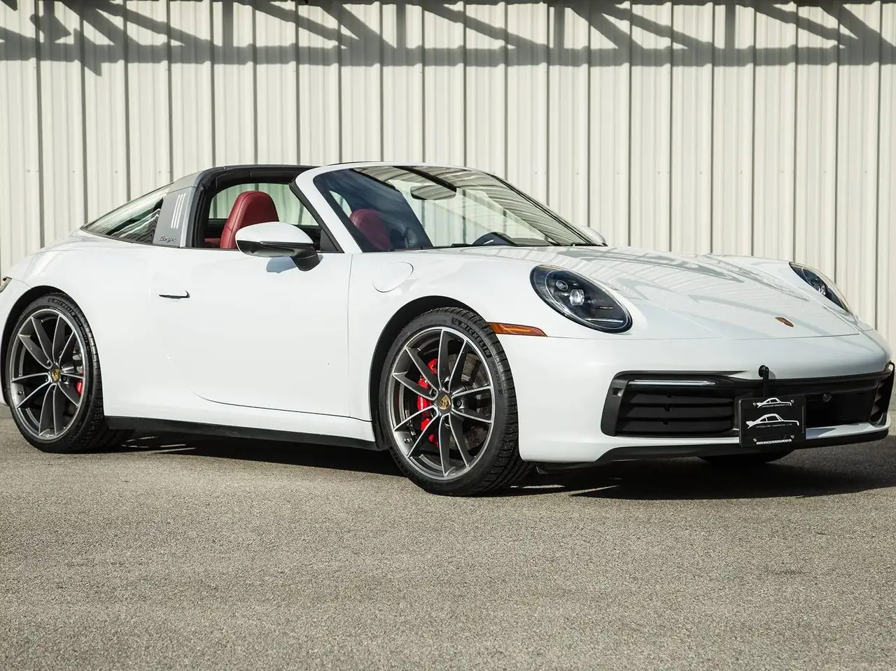 Porsche 911 - Image 1