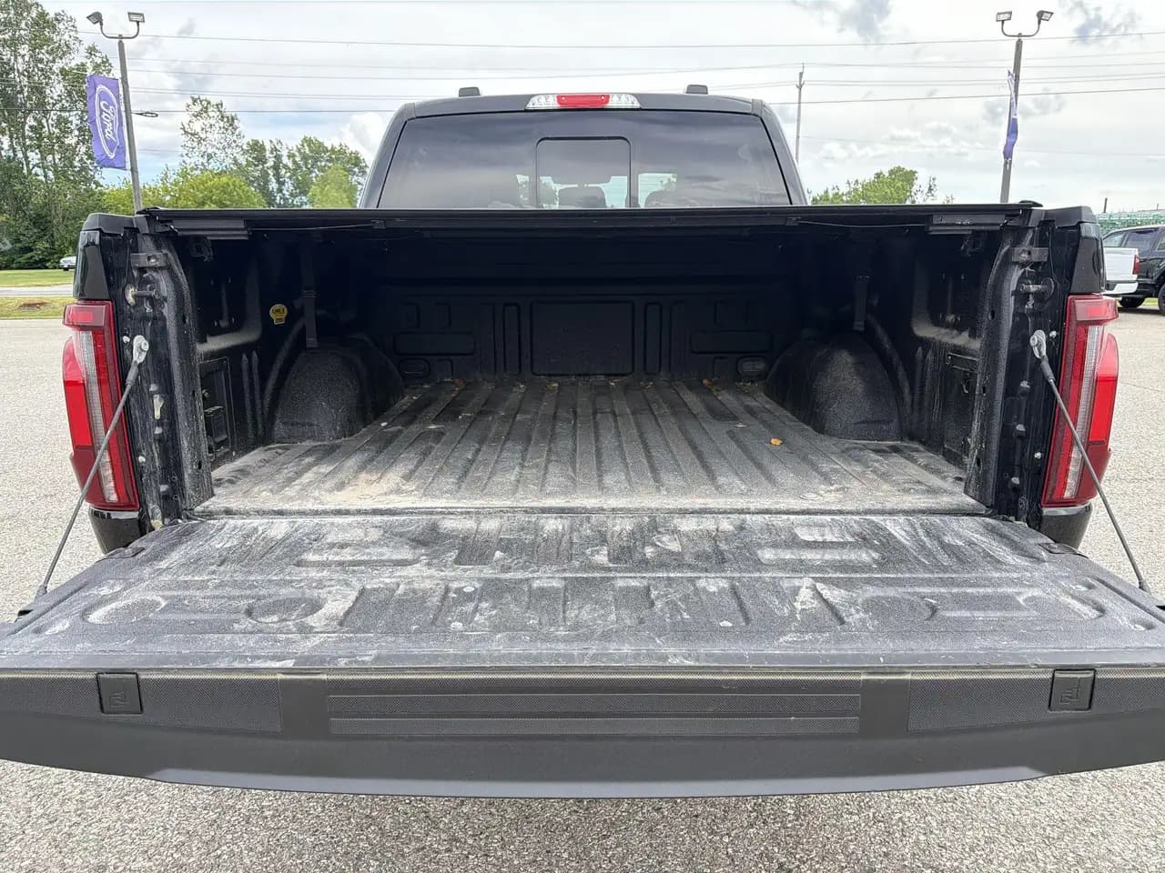 Ford F-150 - Image 23
