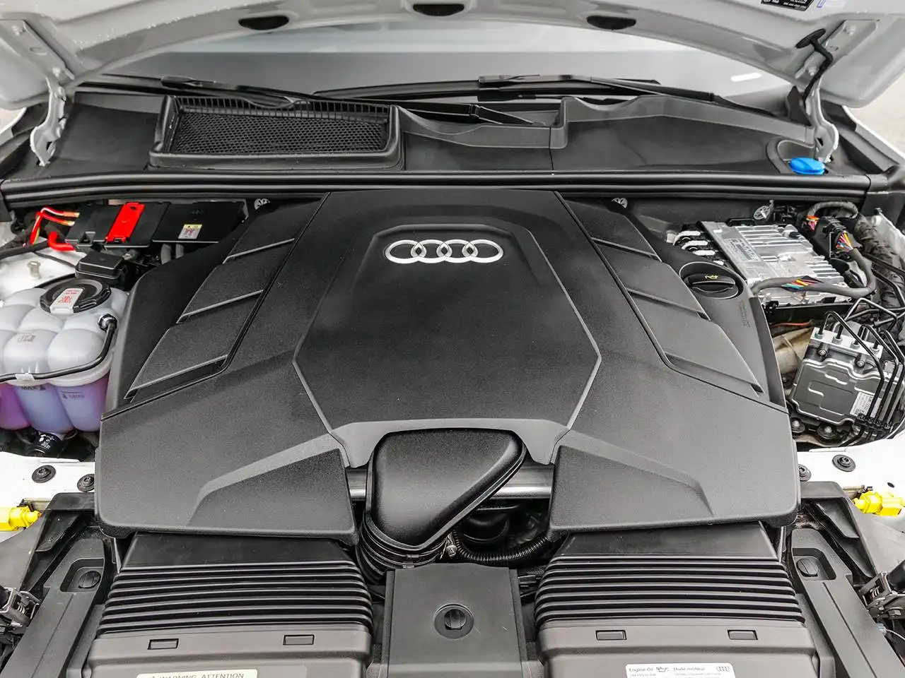 Audi Q7 - Image 5