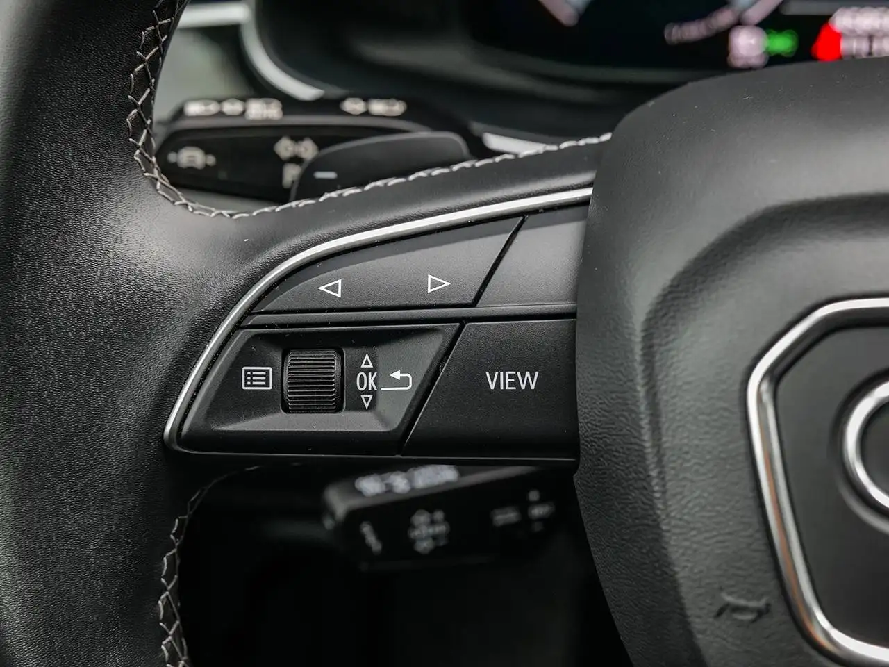 Audi Q7 - Image 20