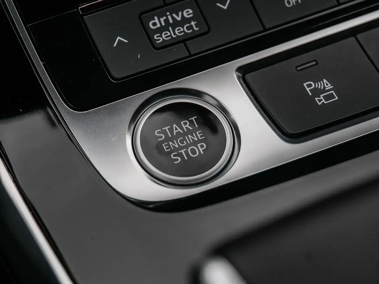 Audi Q7 - Image 23