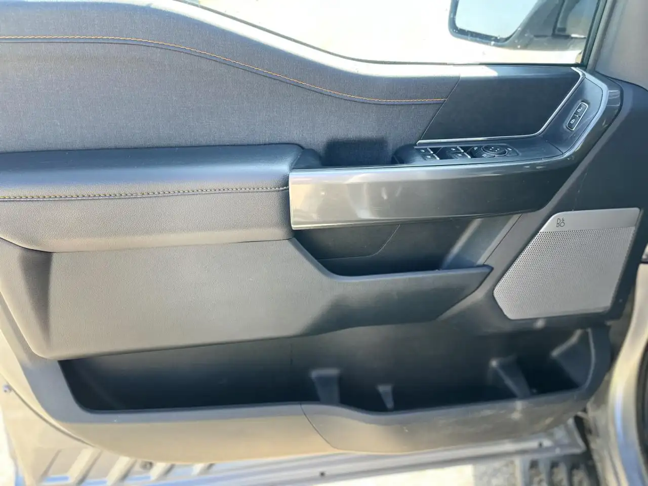 Ford F-150 - Image 17