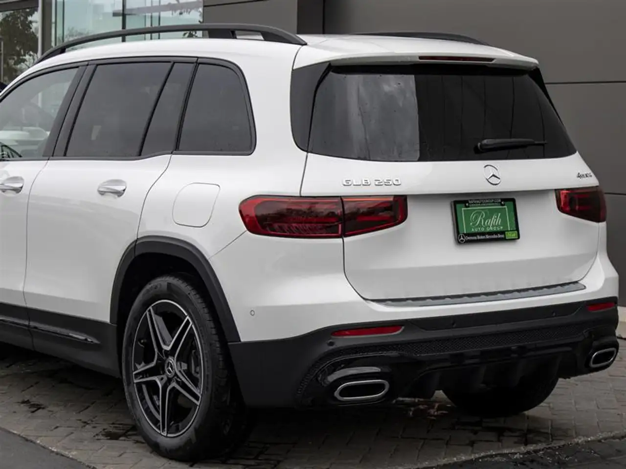 Mercedes-Benz GLB - Image 5