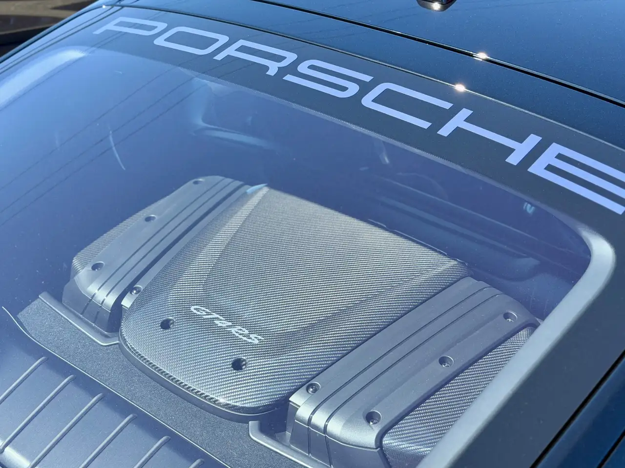 Porsche Cayman - Image 24